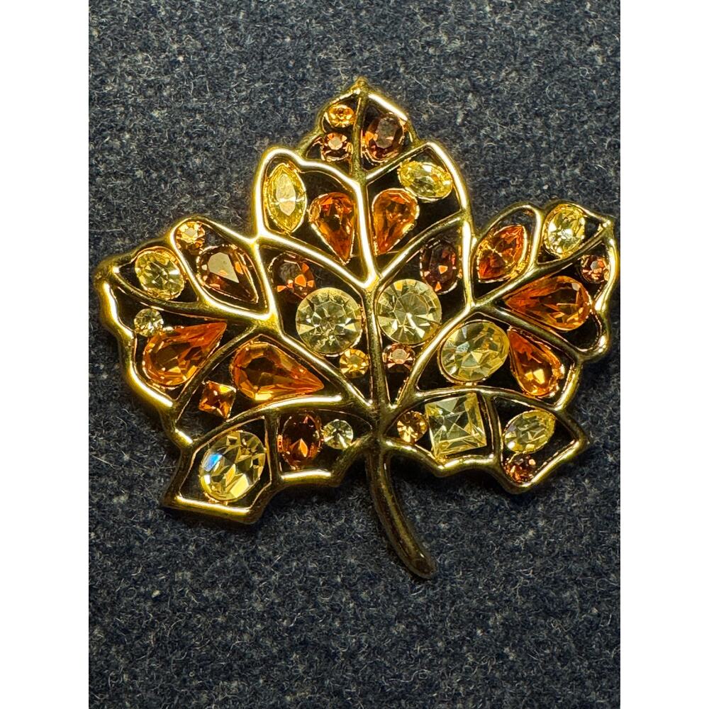 Nolan Miller Maple Leaf Rhinestone Statement Brooch - Picture 3 of 5